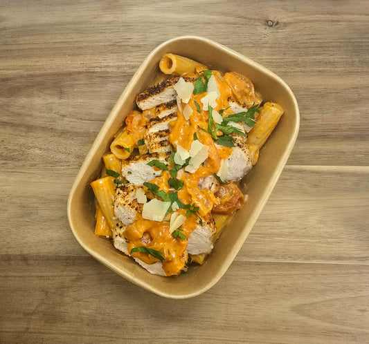 Creamy Tomato & Garlic Chicken Rigatoni